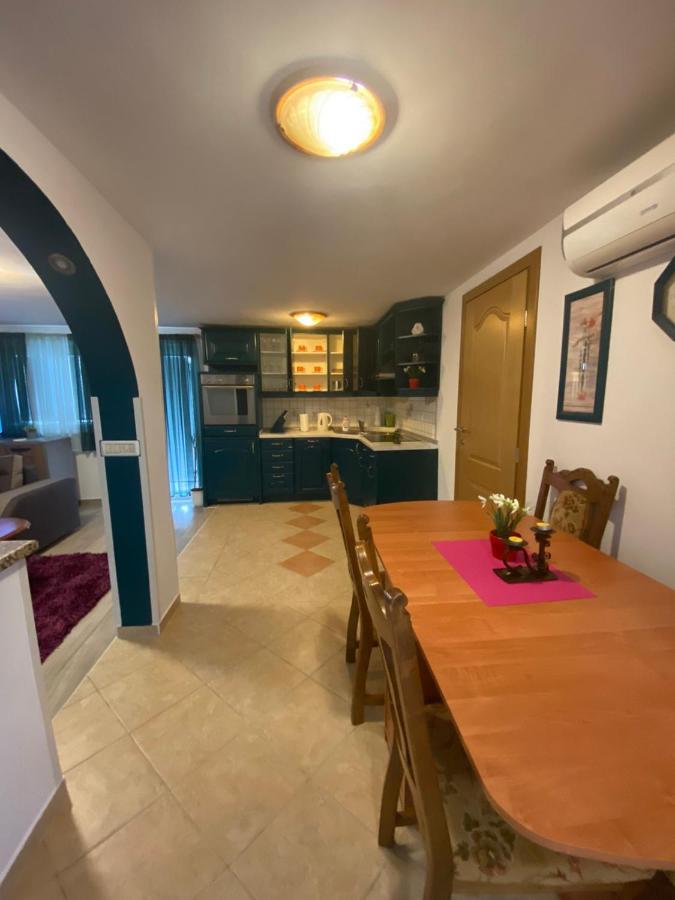 Green Place Apartments ปอร์โตรอซ ภายนอก รูปภาพ